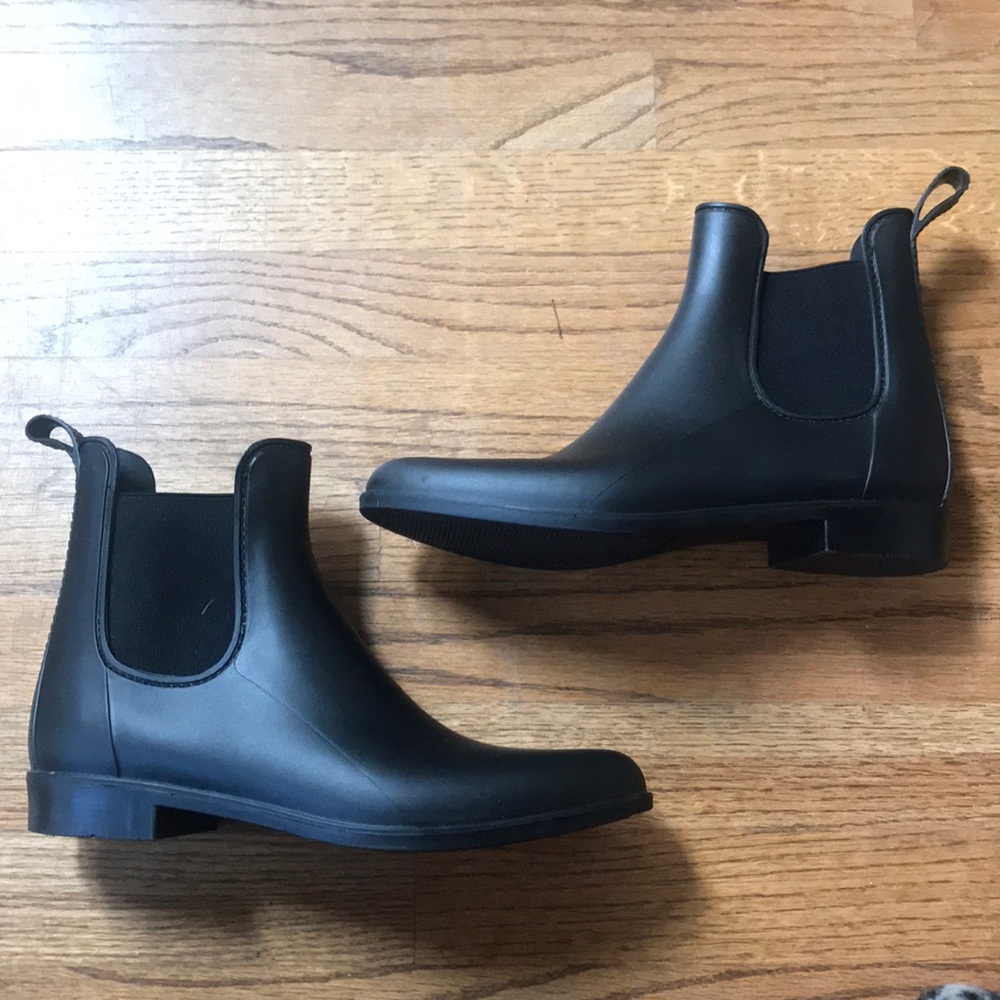 ☔️ Black Ankle Rain Boots ⚡️